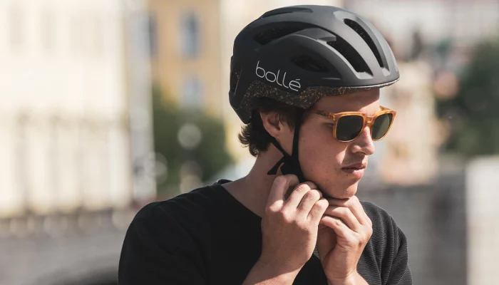 fahrradhelm-erwachsene-086clw.webp Fahrradhelme und Skatehelme für Erwachsene Marke Kross | inSPORTline – Bild 1