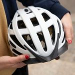 Fahrradhelme im Test: Checkliste Fahrradhelm Kauf: Perfekt ausgestattet | Stiftung Warentest