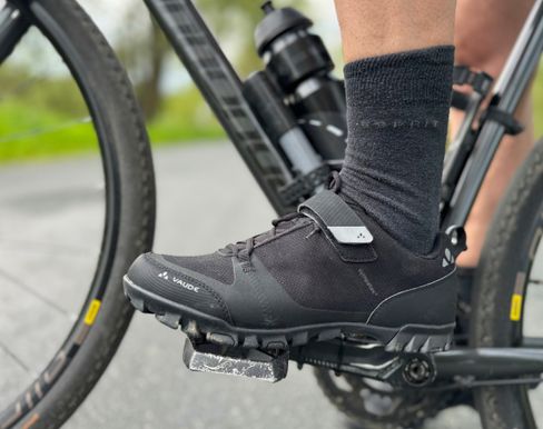 klickpedale-schuhe-823vpf-1.jpg Fahrradschuhe im Test: Modelle von Fizik, Crankbrothers, Adidas, Vaude, Chrome für Klick Pedale und Alltag DER SPIEGEL – Bild 1