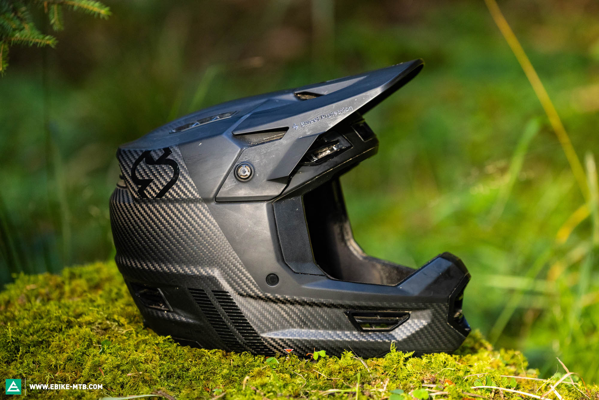 mtb-helm-fullface-653wii-1.jpg Sweet Protection Fixer 2Vi Fullface Helm im Test – Stilikone oder Sparbuch Schreck? | E MOUNTAINBIKE Magazine – Bild 1