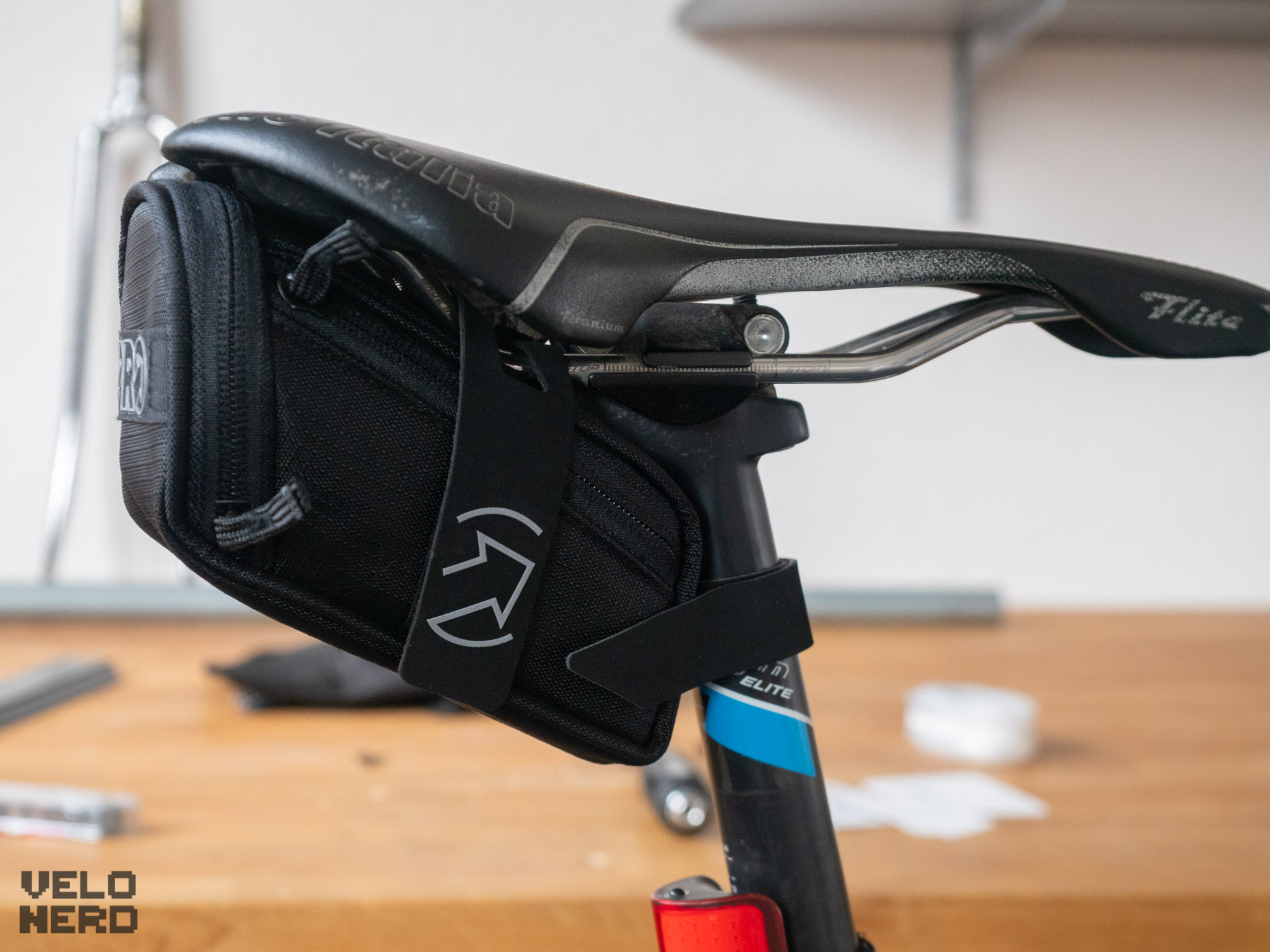 rennrad-satteltasche-301kll-1.jpg Rennrad Satteltasche Mein Ultralight Setup für das Toolkit Unterwegs velonerd.cc – Bild 1