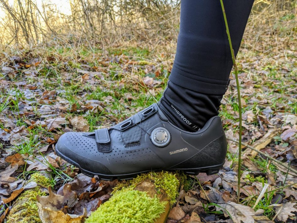 shimano-gravel-schuhe-642mmw-1.jpg Shimano SH XC501 Gravel, Cross & MTB Schuh im Test wurzlwerk.de | Run • Bike • Hike & more – Bild 1