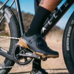 Shimano SH RX710: Neuer Gravel Schuh erstmals in drei Weiten | TOUR