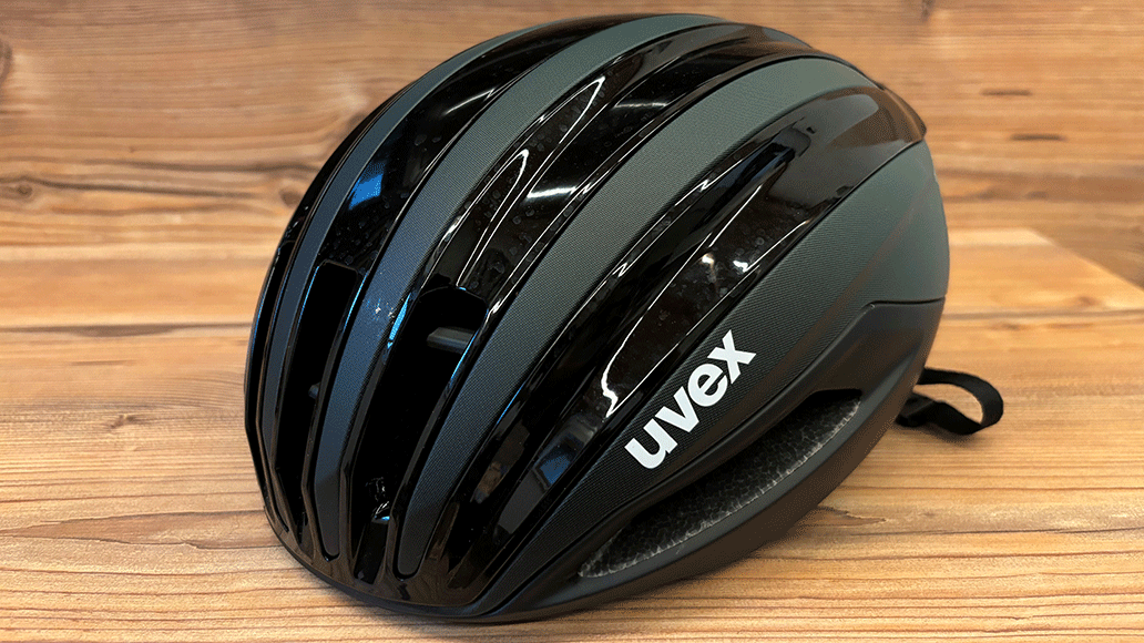 uvex-rennradhelm-978iab.gif Uvex Surge Aero Mips: Profi Rennrad Helm im Test RennRad | Radsport Rennräder – Bild 1