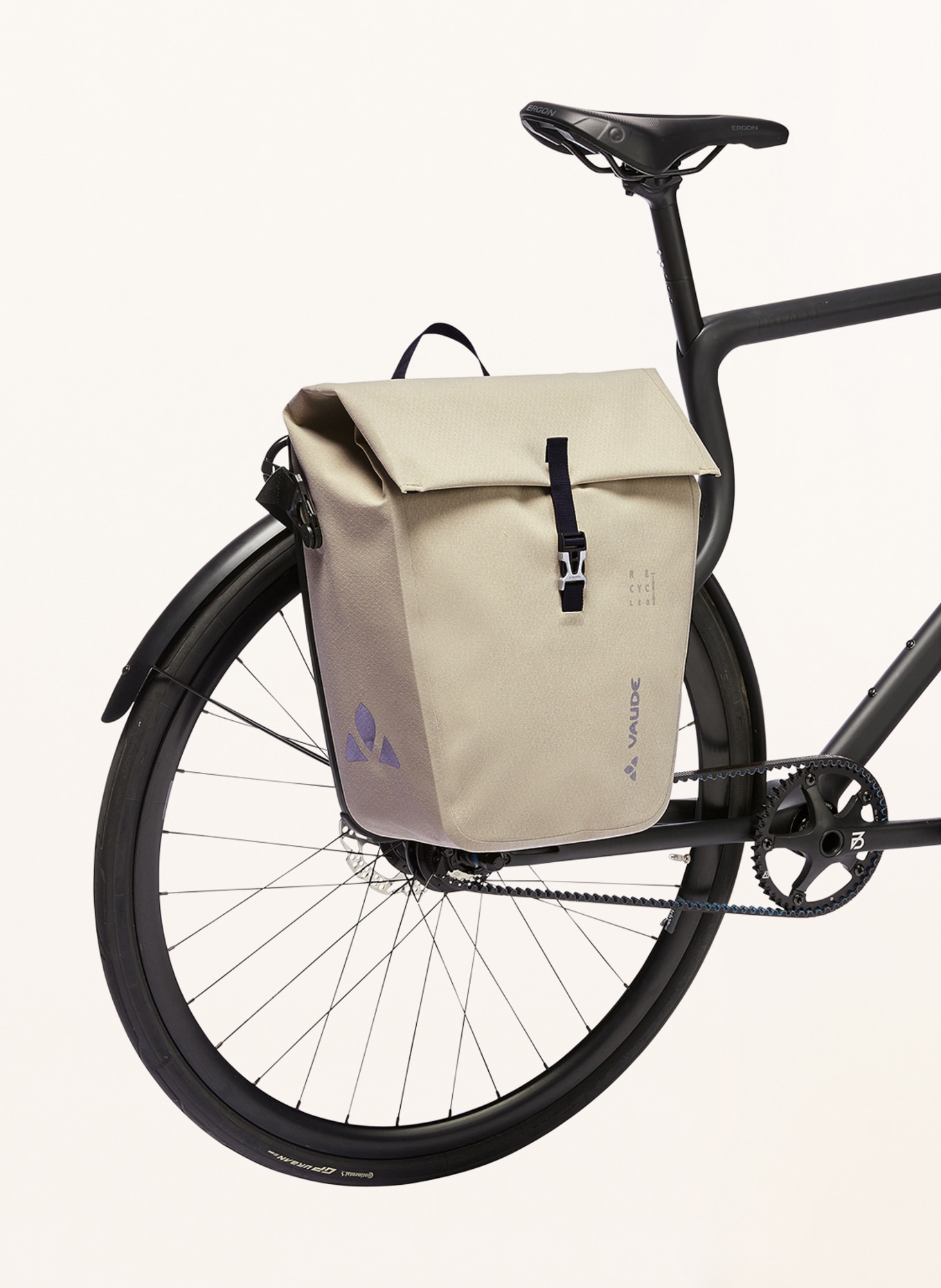 vaude-fahrradtasche-gepaecktraeger-498rht.jpg VAUDE Fahrradtasche RECYCLE PRO SINGLE 22 l in creme – Bild 1